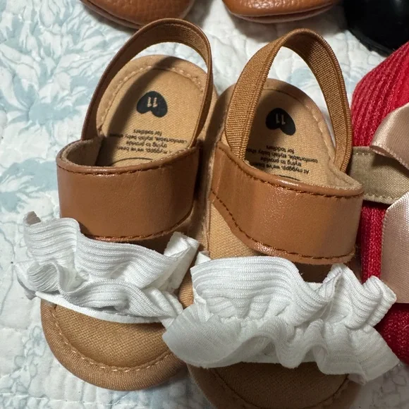 Adorable Infant Girl Shoe Lot - Picture 5 of 8